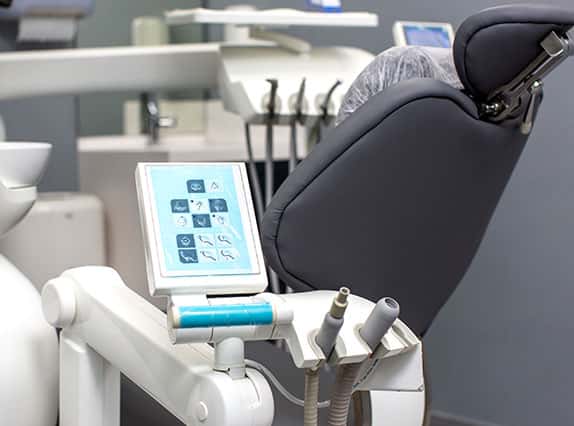 3D Guided dental implant treatment machines